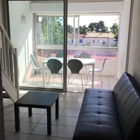 2 Chambres, Avec Piscine, 100 Metres De La Apartmán *